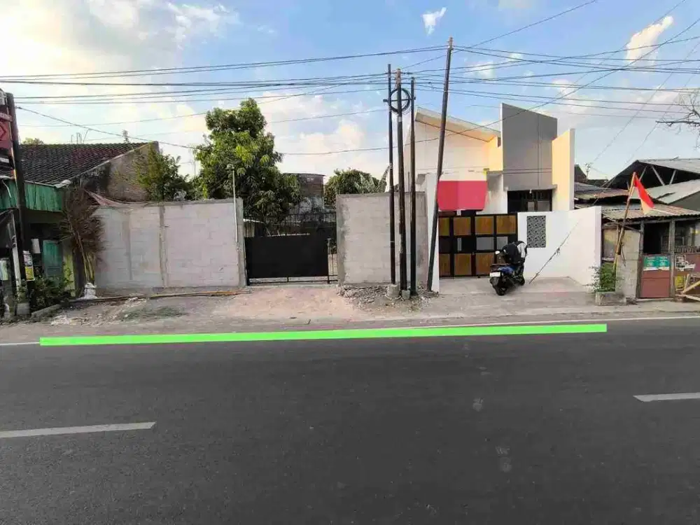 ruang usaha kantor plus tanah tepi jalan utama di manahan solo