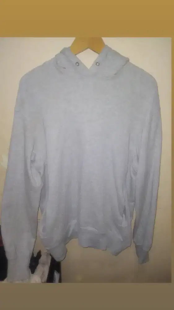 Uniqlo sweater grey