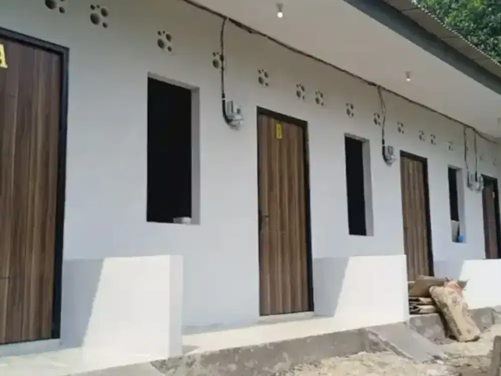 MURAH KEBANGETAN DIKONTRAKAN UNTUK KARYAWAN/MAHASISWA/PASUTRI PETAKAN