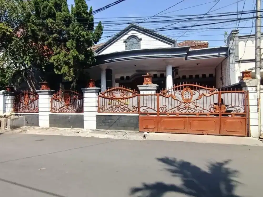 Rumah Bangunan Bagus di Tebet Barat 2 Lantai