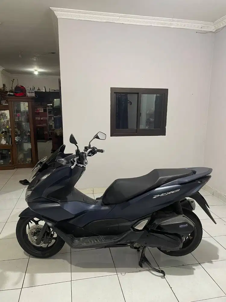 Dijual motor PCX 160 tahun 2023 cbs