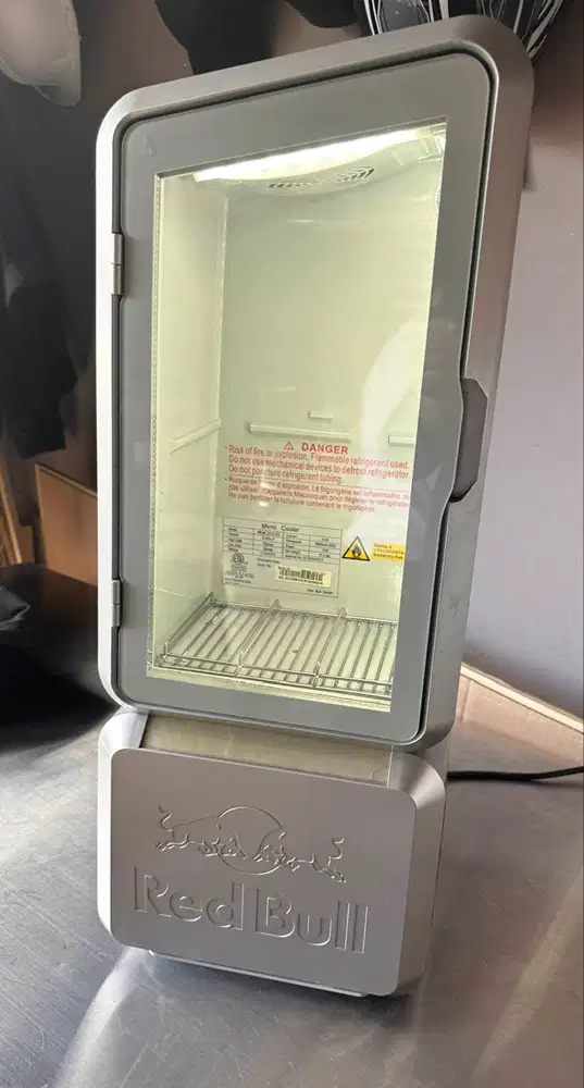 Kulkas/Showcase Mini Red Bull Original LED Display (Limited Edition)