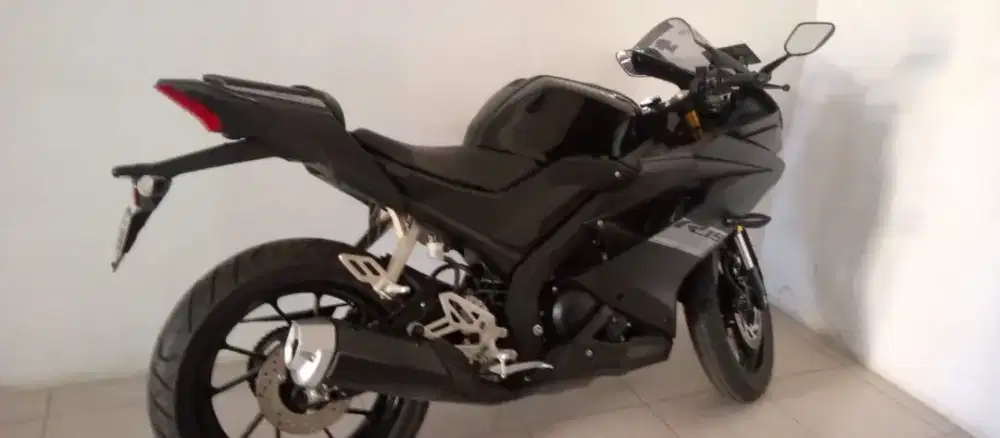 Butuh Uang dijual Sepeda Motor Yamaha R15