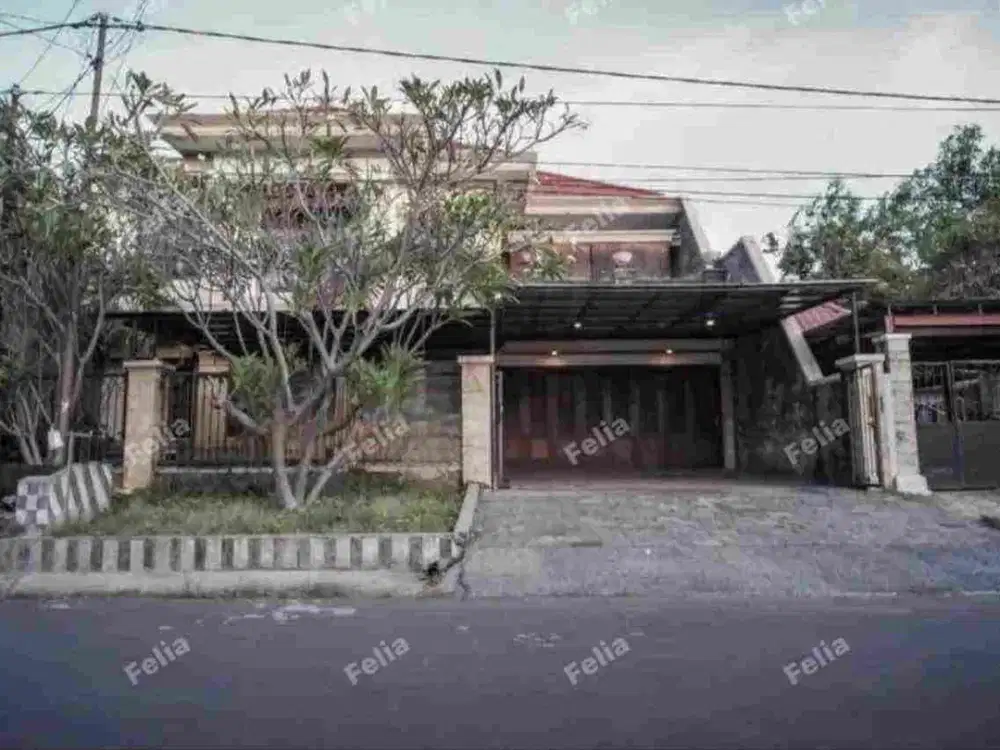 Jual rumah mewah tengah kota raya margorejo