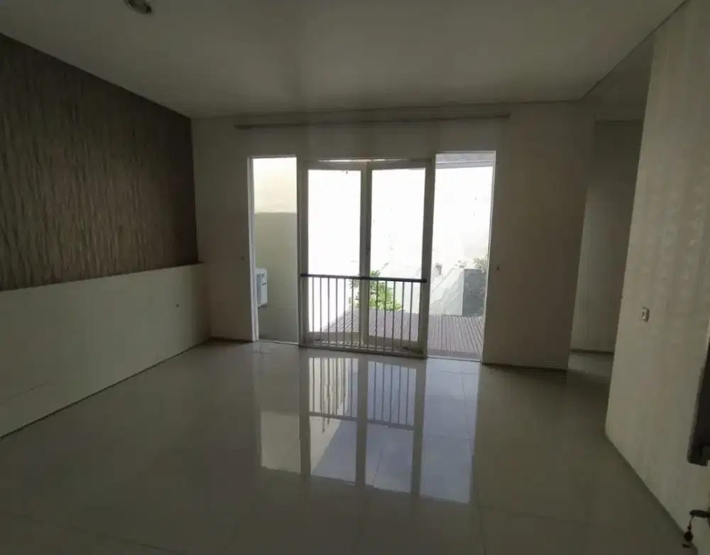 Royal Park 1 –283m,Citraland Surabaya.Harga MURAH! HANYA Rp 4,75m