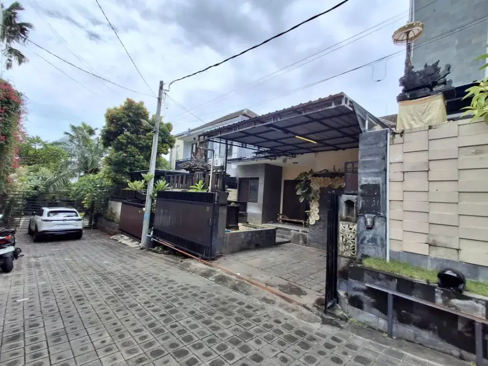 Jangan Sampai Lepas! Barang Langka!   Rumah lokasi super strategis Komplek Perumhan, Padangsambian Kaja