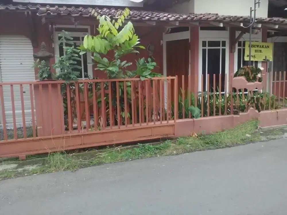 Rumah dlm Perumahan Nogotirto dalam Ringroad dkt RSA UGM