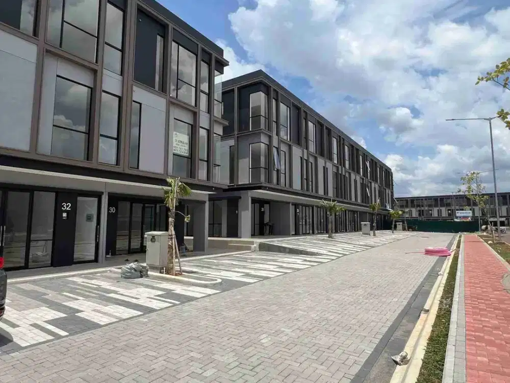 Disewakan ruko 3 lantai park Serpong  Boulevard