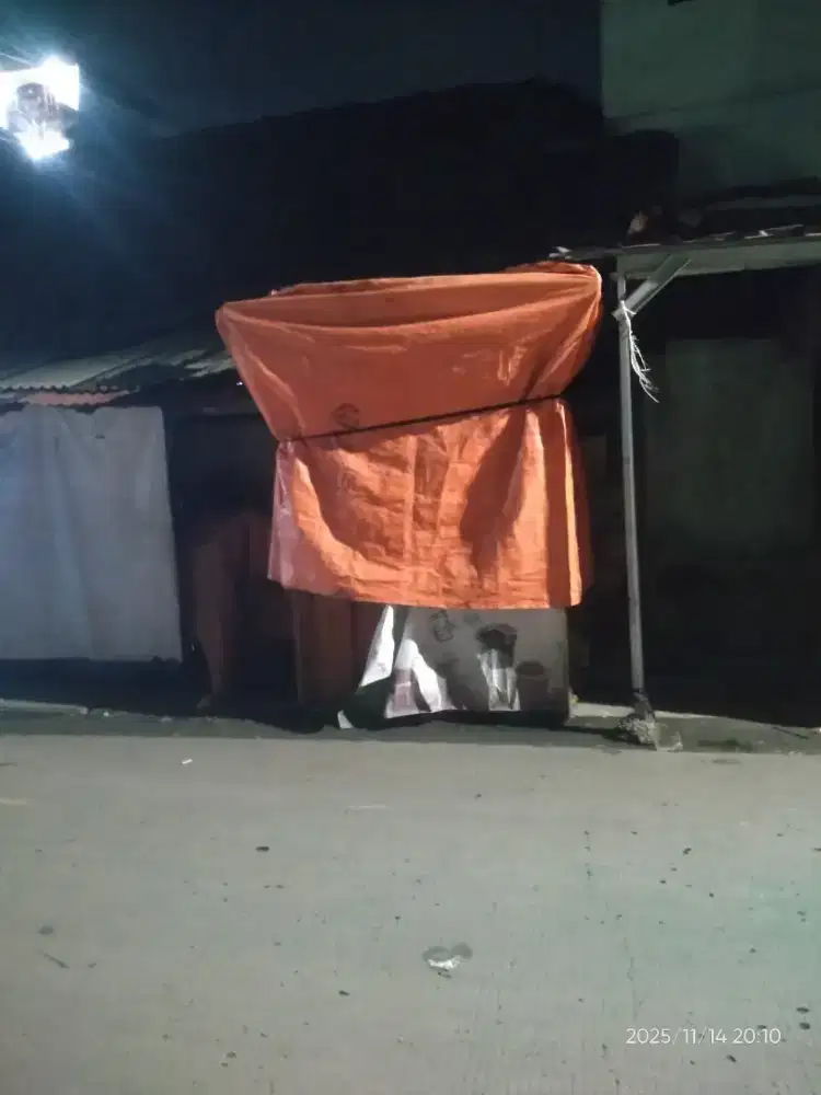 Gerobak container booth