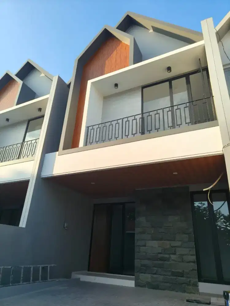 Dijual rumah baru gress model Scandinavian di Manyar Tirtoyoso