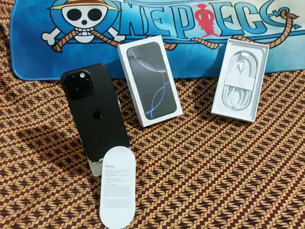 IPHONE 16 PRO 256GB TITANIUM BLACK IBOX LENGKAP OEM MULUS NO MINUS
