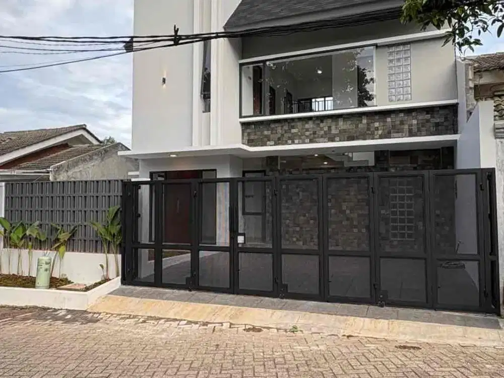 Rumah Baru di Kencana Loka BSD Minimalis Modern Sektor 12.5