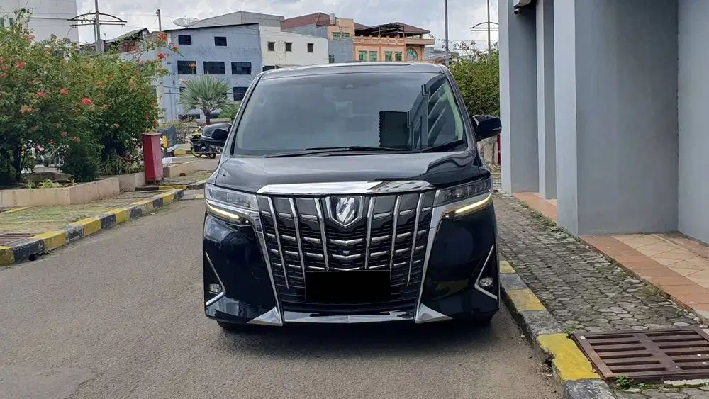 Toyota Alphard 2.5 G ATPM TSS Pilot Seat AT Black On Beige 2020 LOW KM