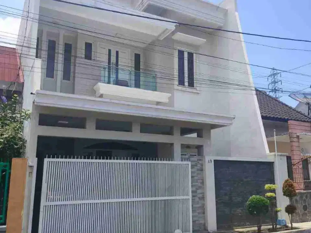 Disewakan Rumah Minimalis Modern Siap Huni 2Lantai Di Daerah Ikan-Ikan Kota Malang