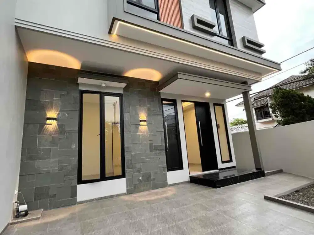 Dijual Rumah di Nginden Intan dekat Ubaya dan RS Premier Surabaya