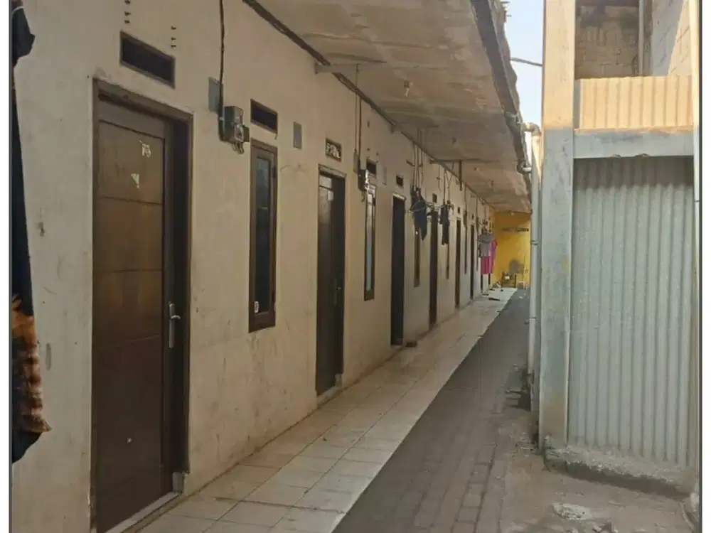 Kontrakan 9 pintu Jual Cepat di Pondok Kacang