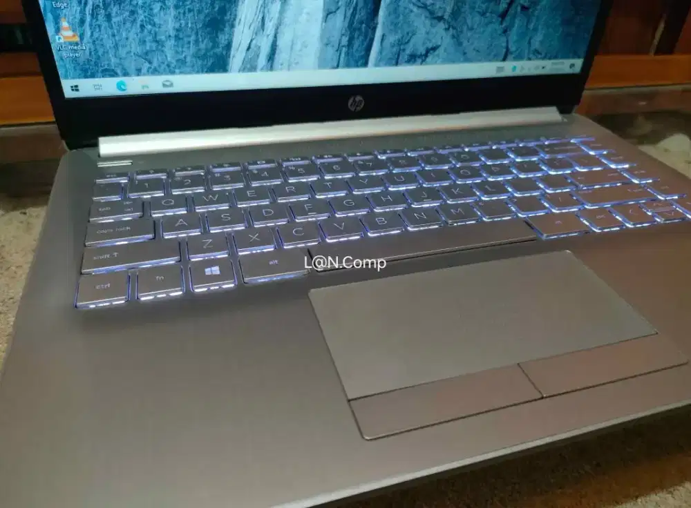 Laptop HP 14S ram 8gb SSD 512