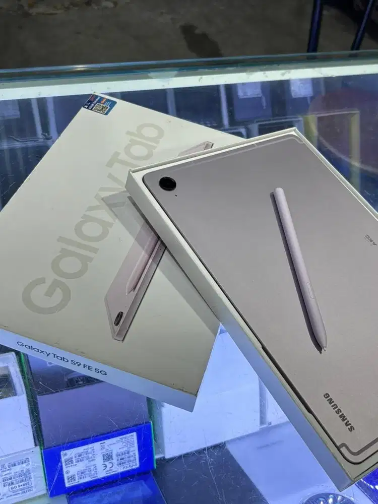 SAMSUNG TAB S9 FE 5G Ram 6/128, Kondisi Mulus, Bisa kartu, Bergaransi.