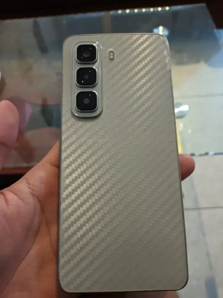 Infinix hot 50 6/256 mulus