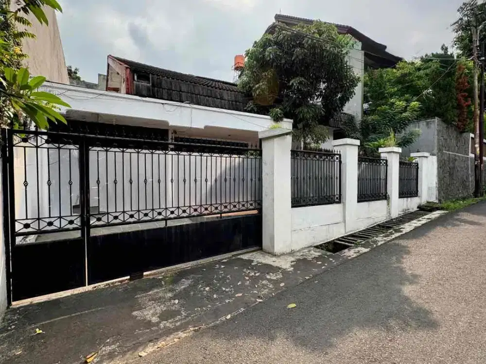 Rumah Tua lama di Jual di Cipete Hitung Tanah