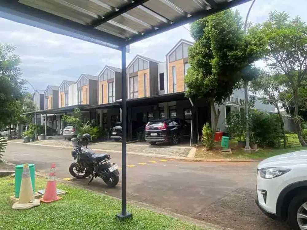 Rumah di The Castilla BSD Hoek Depan Taman Hadap Timur Semi Furnished Mau Terjual Cepat