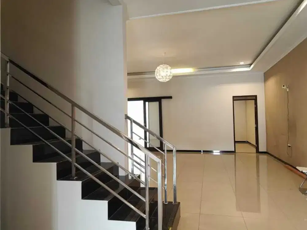 Disewa Rumah siaphuni di Cluster Ekslusif Mekarwangi Bandung