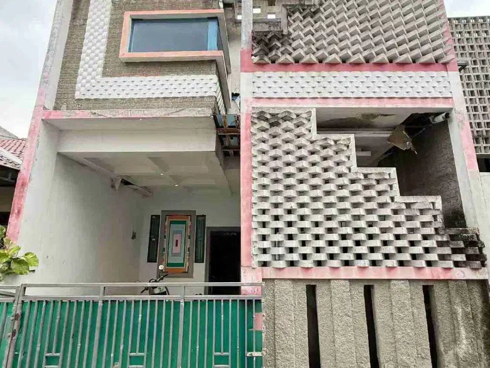 Jual Cepat Rumah Cluster 2 lantai+Rooftop Di Setu Babakan