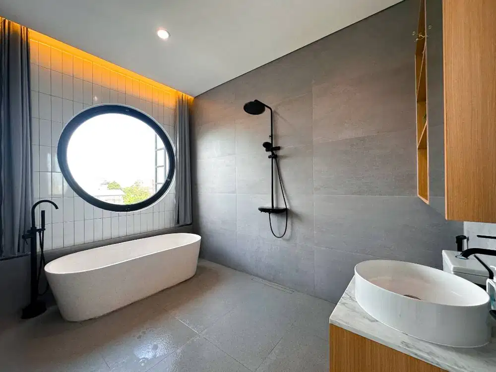 dijual Rumah furnished Bisa dijadikan Homestay Jl sumberan jl damai