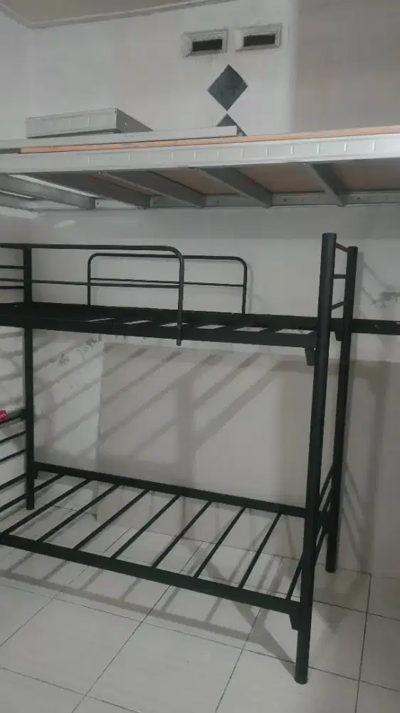 Tempat tidur tingkat