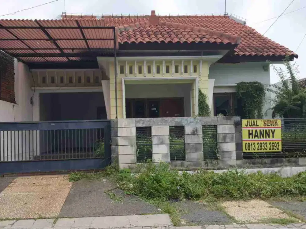 djual rumah di daerah manyaran luas tanah 320 ,pasti murah
