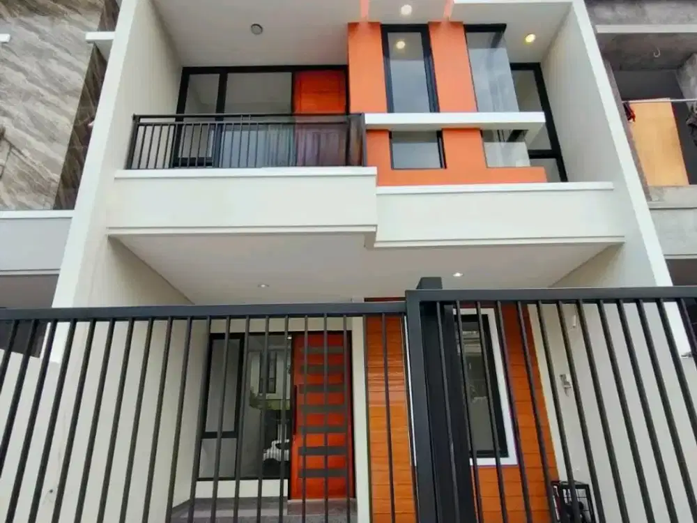 RUMAH 2 LANTAI BARU GRESS DI PANTAI MENTARI STRATEGIS
