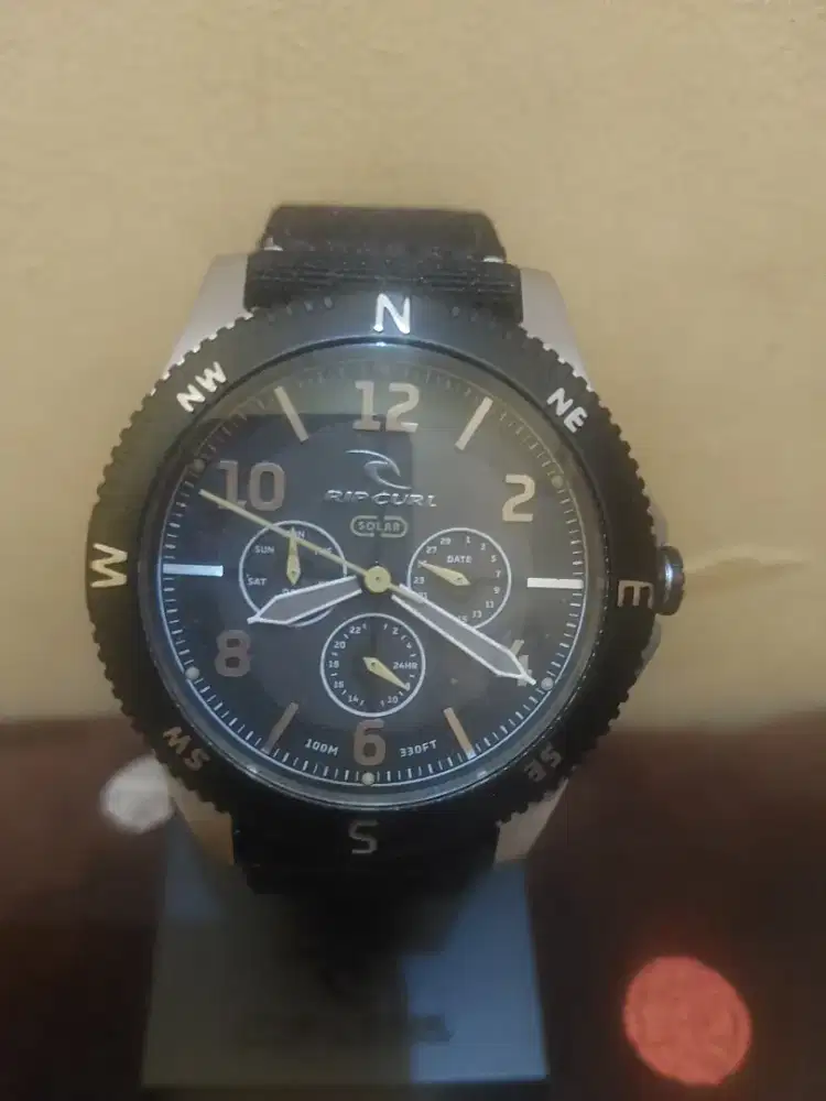 Jam ripcurl solar