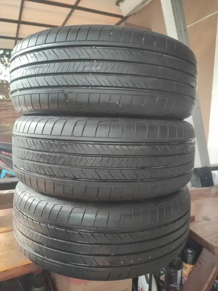 Good year 205 /50 r17