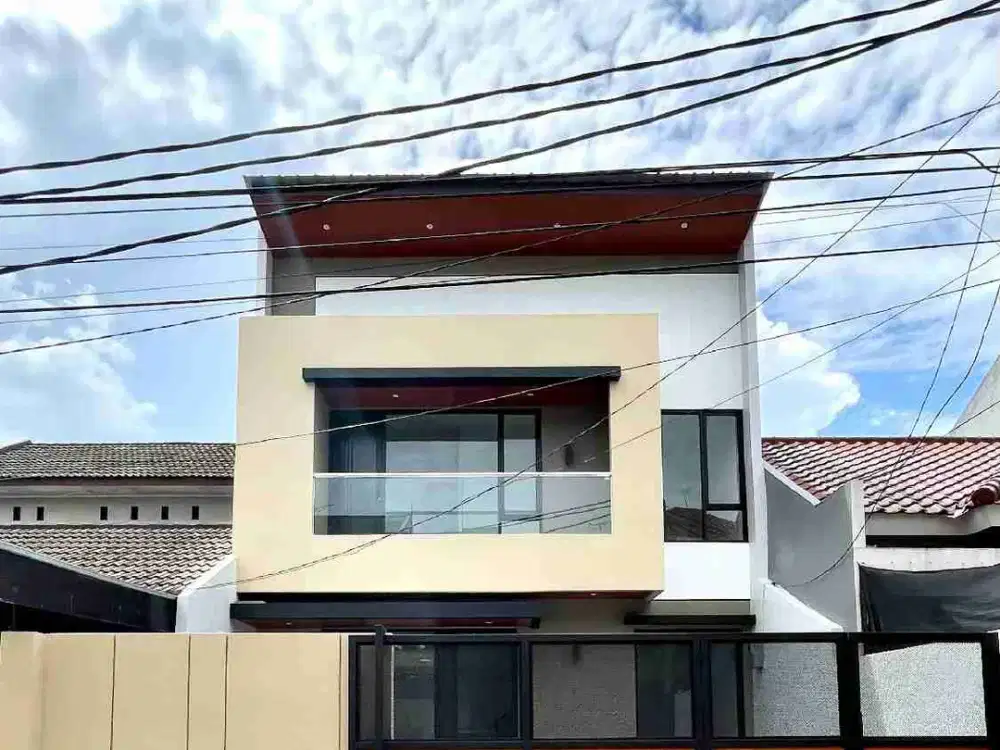Rumah Baru 2 Lantai di Griya Loka BSD, LT 144m² LB 200m², Harga 2.6M Nego!
