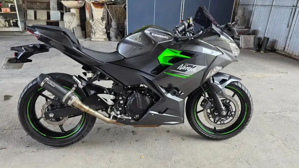 Dijual Kawasaki Ninja 250 th 2024