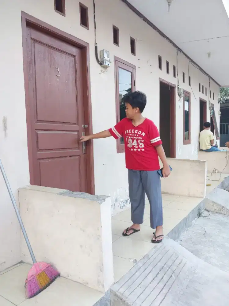 Di Jual Cepat Kontrakan 5 Pintu Depan Jalan lebar Akses 2 mobil