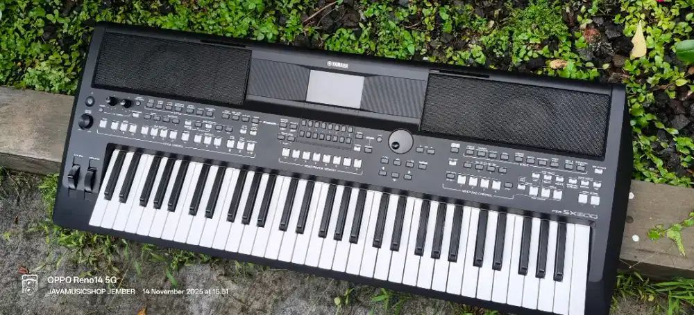 Yamaha PSR SX600 kondisi ISTIMEWA
