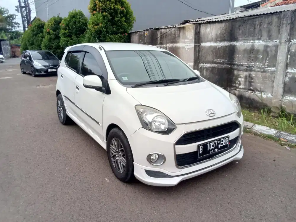 Ayla X elg Matic 2016 putih Macan