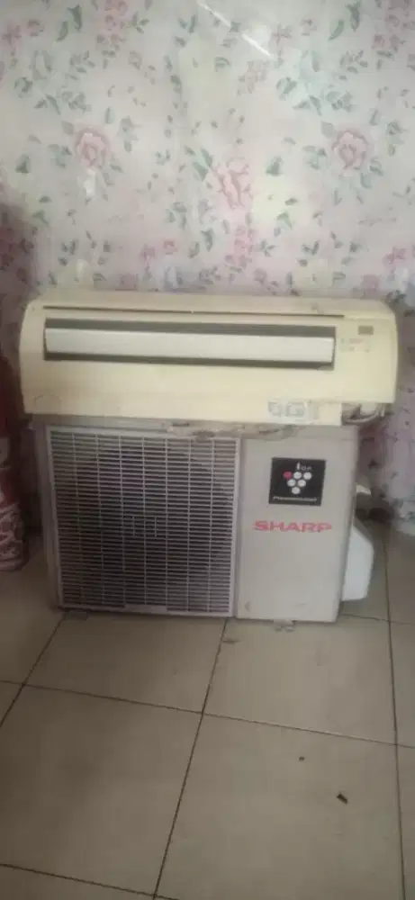 Jl cpt ac sharp 1/2pk