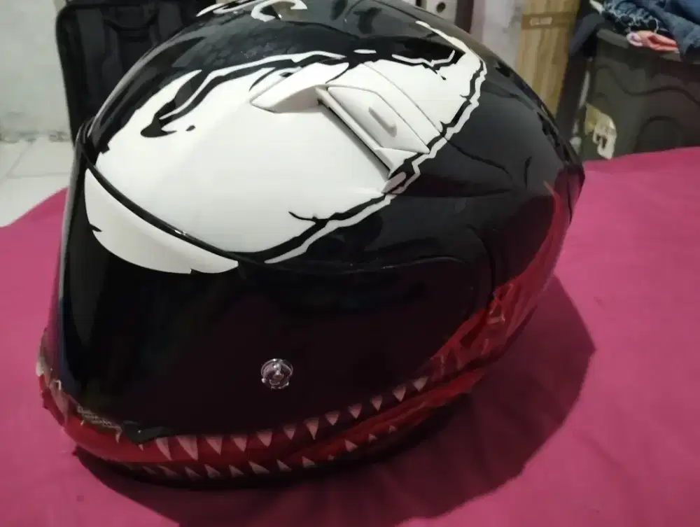 Jual Helm KYT Venom