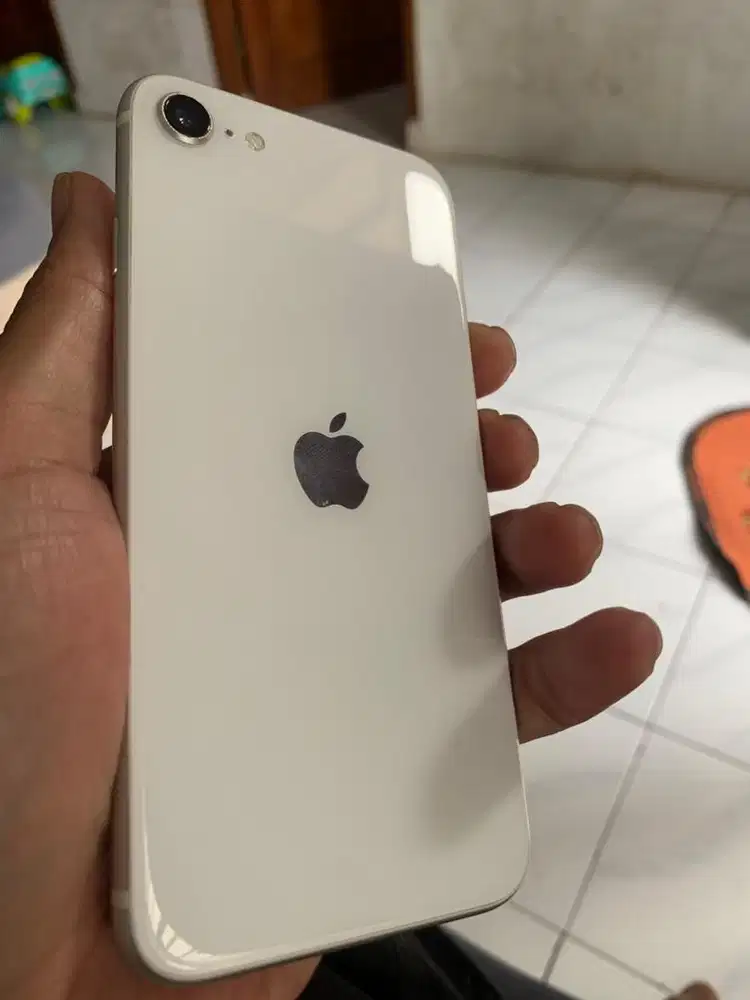 Iphone se Gen 2 128giga ibox
