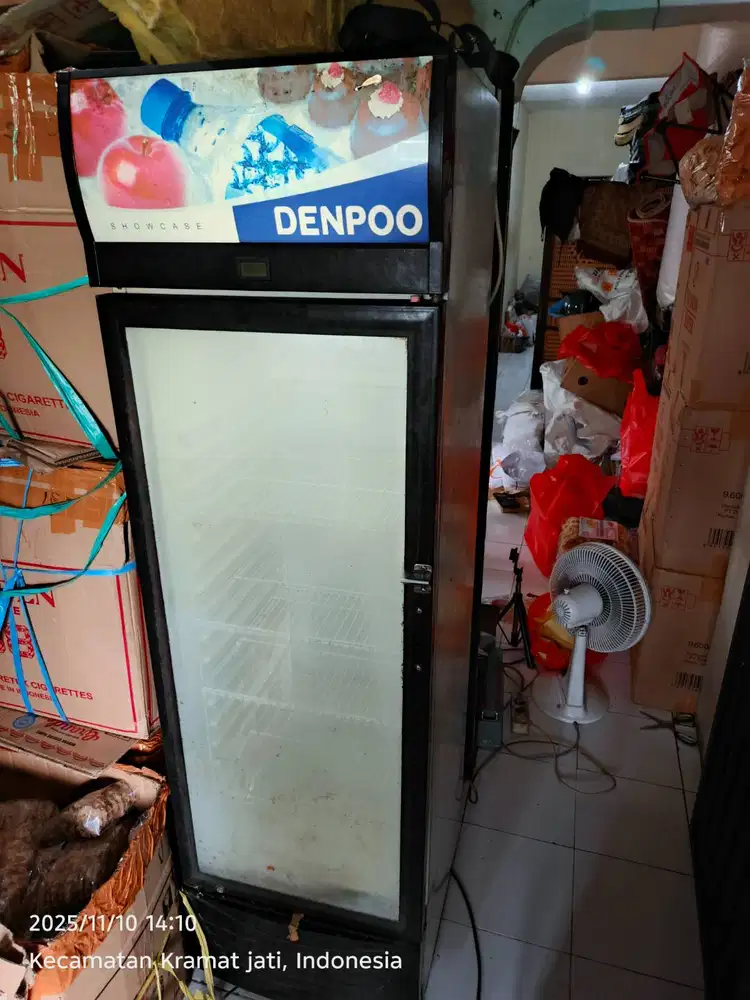 Showcase murah / lemari es kaca merek Denpo kapasitas 198lt