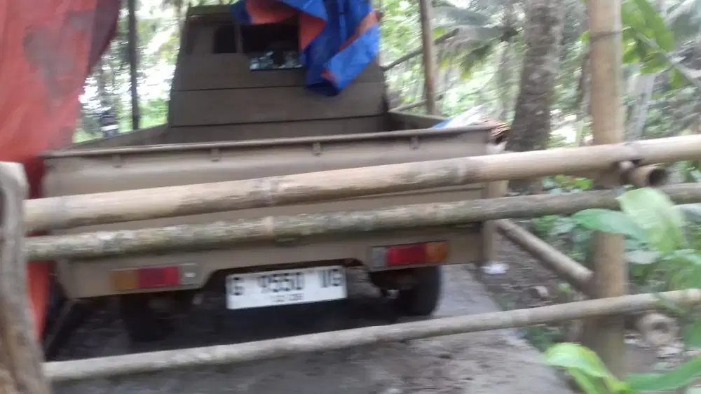 Mitsubishi Colt L300 1981 Bensin