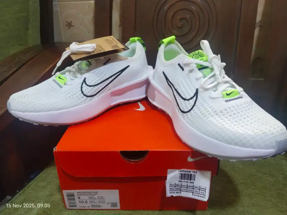 Sepatu Nike Interact Run FD2291-102 size 42,5
