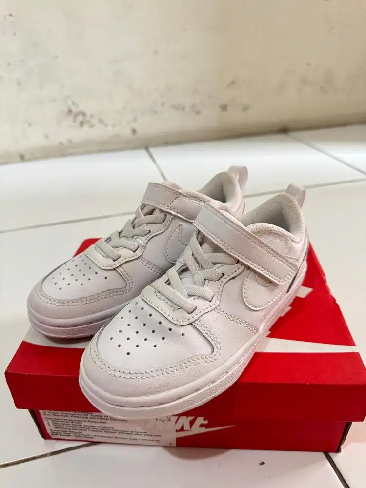WTS Preloved Sepatu Kids Nike Court Borough Low 2