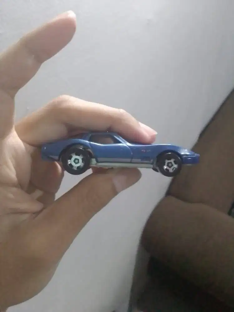 Hotwheels Corvette Stingray. (Diecast/Mainan Mobil)