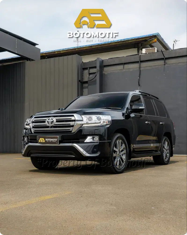 Toyota Land Cruiser 200 VX-R V8 Solid Black 2017