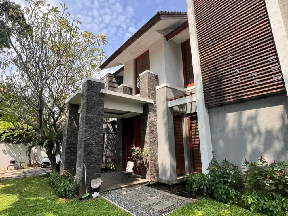 Termurah! Rumah Siap Huni di Kebayoran Baru Jakarta Selatan
