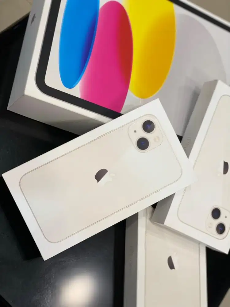 iPhone 13 Starlight 128GB Ex iBox Bisa Cash dan Kredit