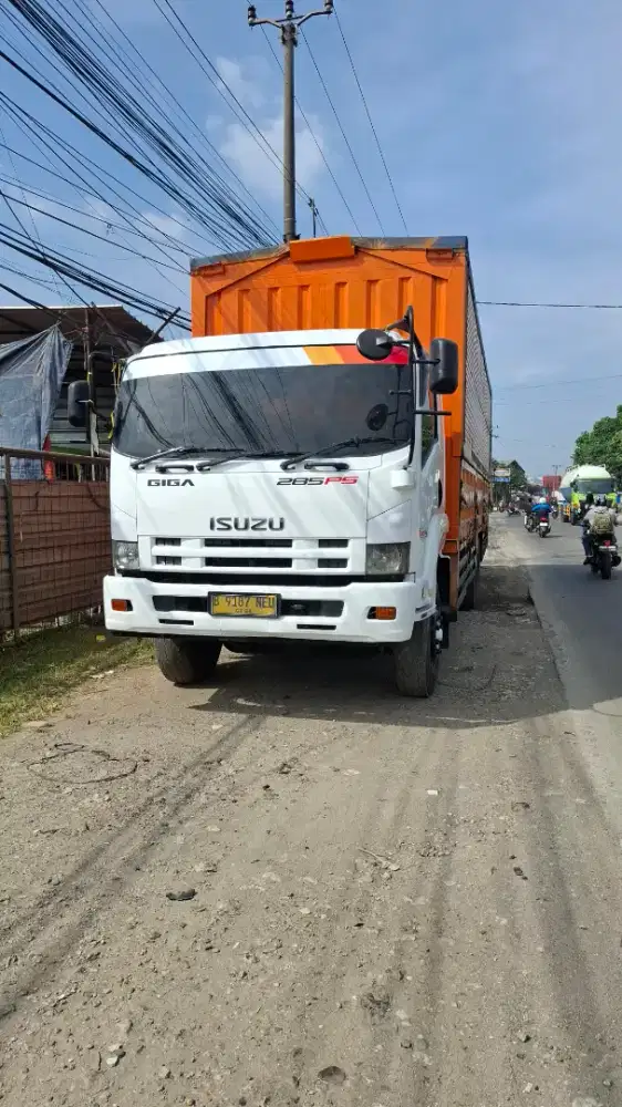 WING BOX IZUZU GIGA FVM 34T 285 PS